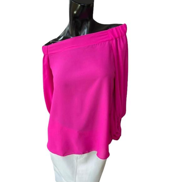 NEW JOSEPH RIBKOFF off shoulder top in ultra pink